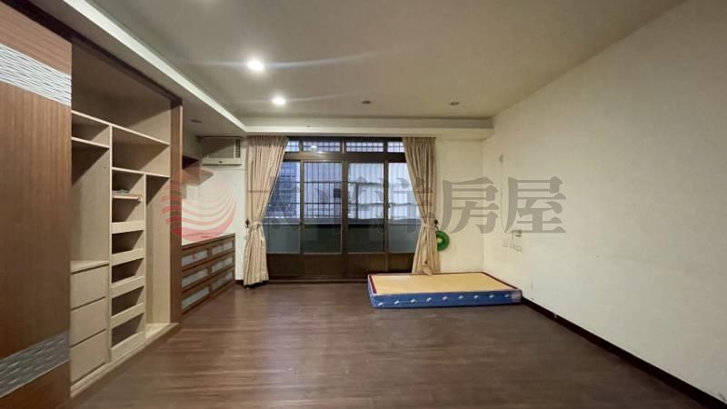萬壽路透天,桃園市龜山區萬壽路二段