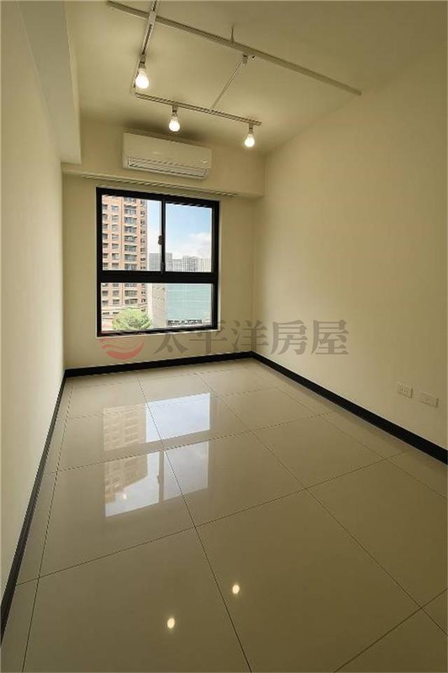 一品硯三房車,桃園市桃園區溫州一路