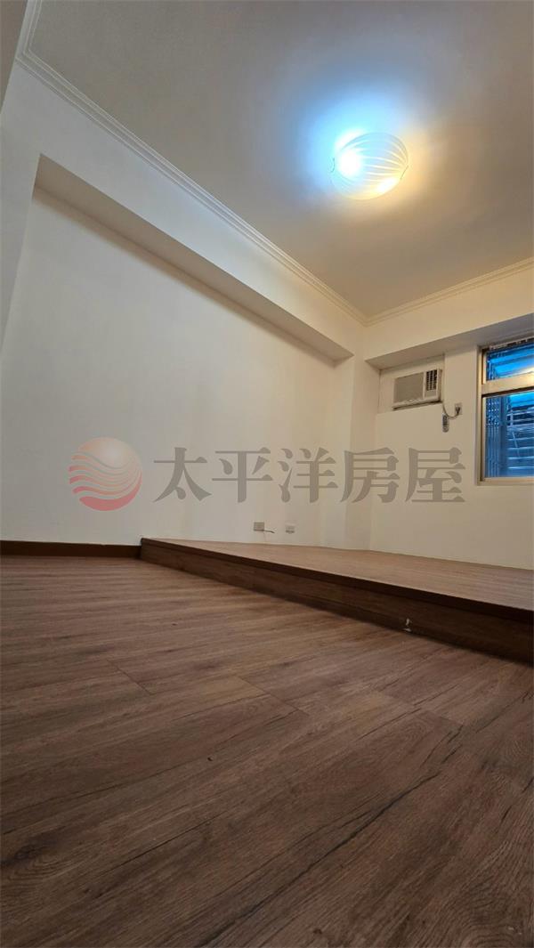 (專)中央新村3+1房,新北市新店區中央四街