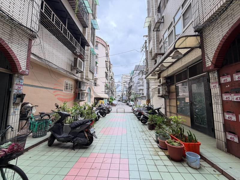 中壢夜市公寓1樓店面,桃園市中壢區中央西路二段